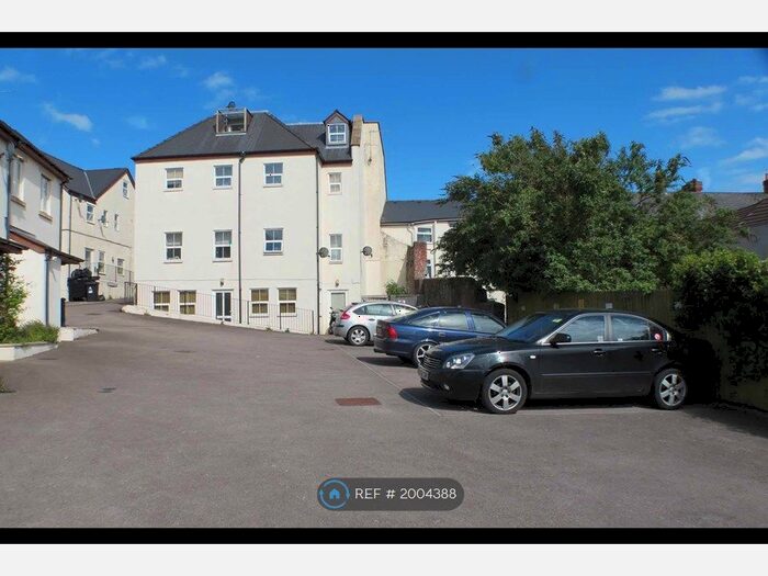 2 Bedroom Flat To Rent In Market Street, Cinderford, GL14