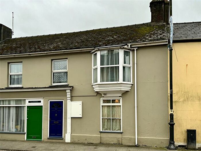 2 Bedroom Terraced House To Rent In Main Street, Pembroke, Pembrokeshire, SA71