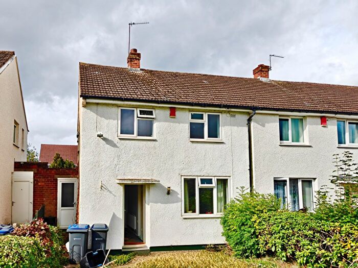 3 Bedroom Semi Detached House To Rent In Briddsland Road, Birmingham, B33