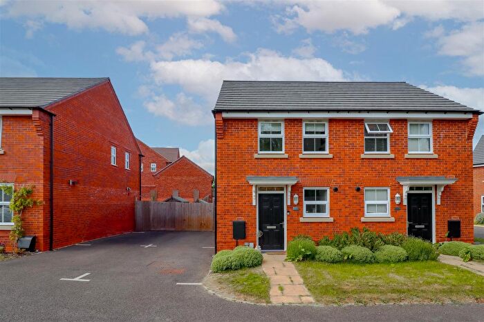 2 Bedroom Semi-Detached House For Sale In The Sidings, Bishops Itchington, CV47