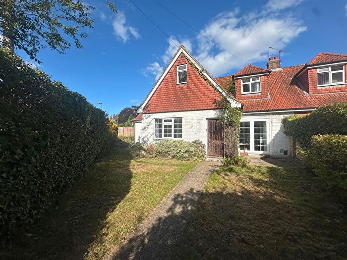 6 Bedroom Semi-detached House For Sale In Vegal Crescent, Englefield Green, TW20