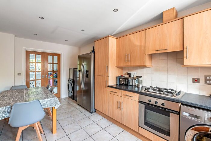 3 Bedroom Terraced House For Sale In High Street, Edenbridge, Kent, TN8