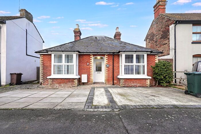 2 Bedroom Bungalow For Sale In Romney Road, Willesborough, Ashford, TN24