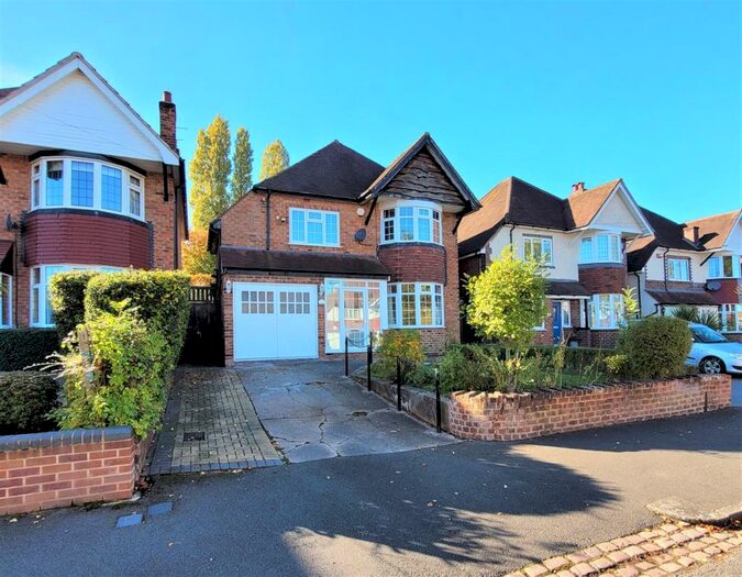 4 Bedroom Detached House To Rent In Ivy Road, Boldmere, B73