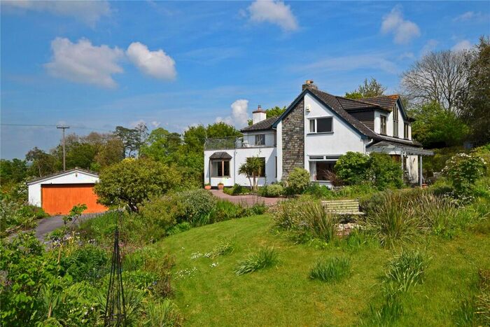 5 Bedroom Detached House For Sale In Combpyne Road, Musbury, Axminster, Devon, EX13