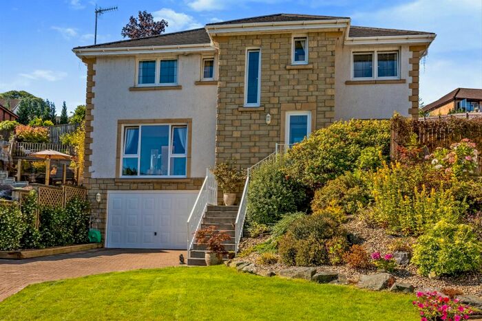 4 Bedroom Detached House For Sale In Station Road, Langbank, Port Glasgow, PA14