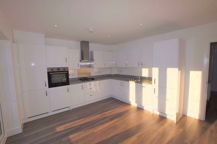 3 Bedroom Semi-Detached House To Rent In Hedgehog Way, Haddenam, HP17