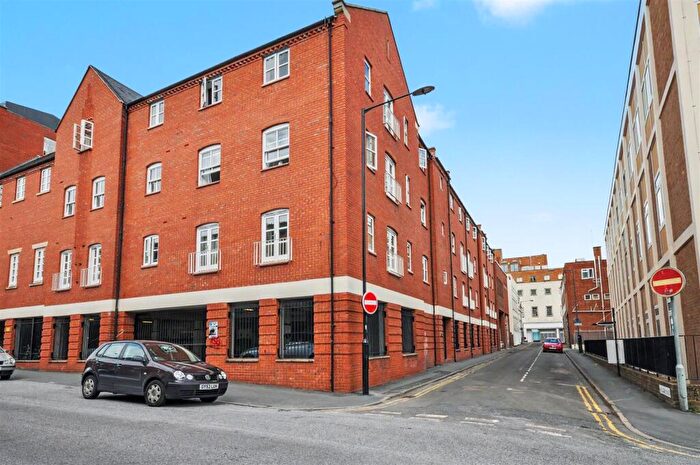 1 Bedroom Flat To Rent In The Corner House, Windsor Place, Leamington Spa, CV32