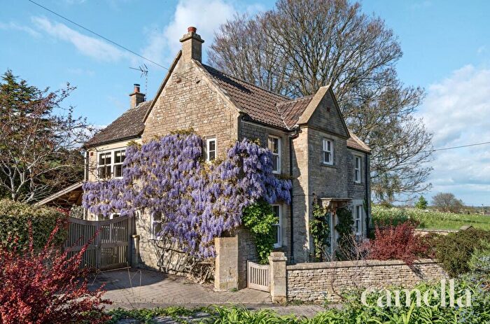 4 Bedroom Detached House For Sale In Watergates, Colerne, SN14