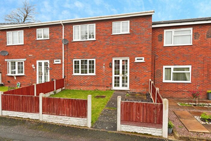 3 Bedroom Terraced House For Sale In Shinwell Crescent, Oldbury, B69