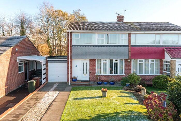 3 Bedroom Semi Detached House For Sale In Eddrington Grove, Newcastle Upon Tyne, Tyne And Wear, NE5