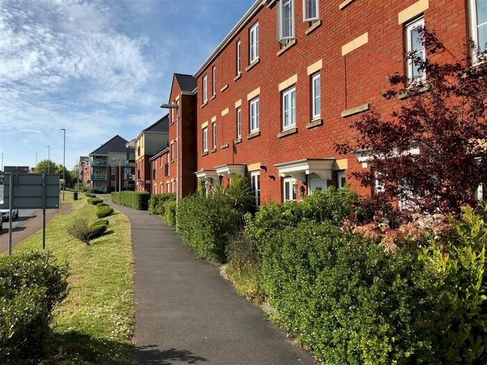 4 Bedroom Property To Rent In Russell Walk, Exeter, EX2