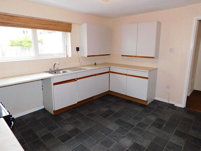 3 Bedroom Terraced House To Rent In Crabtree, Peterborough, Cambridgeshire, PE4