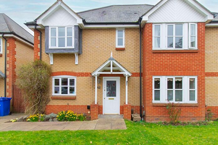 3 Bedroom Semi-Detached House To Rent In Woodland Crescent, Farnborough, GU14
