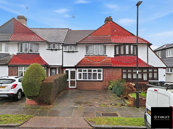 3 Bedroom Terraced House For Sale In Haileybury Avenue, Enfield, EN1