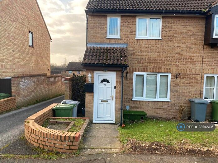 3 Bedroom Semi-Detached House To Rent In Acres Way, Drayton, Norwich, NR8