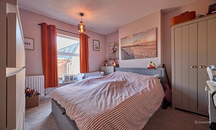 3 Bedroom End Of Terrace House For Sale In Baptist Walk, Hinckley, LE10