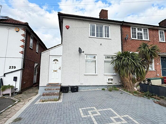 3 Bedroom Terraced House To Rent In Dunkery Road, Eltham, SE9