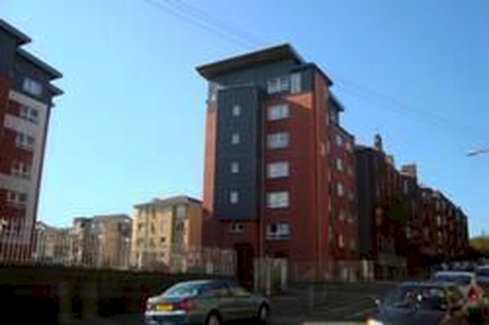 2 Bedroom Flat To Rent In Whitehill Place, Dennistoun, Glasgow, G31