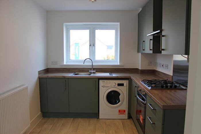 1 Bedroom Flat To Rent In Brand New Bedroom First Floor Apartment, OX12