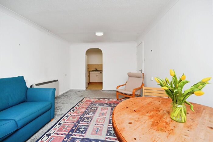 1 Bedroom Flat For Sale In Eastern Road, Brighton, BN2