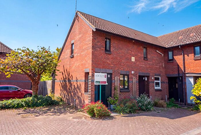 1 Bedroom Terraced House For Sale In Callander Close, Cambridge, CB4