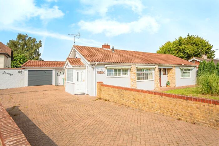 3 Bedroom Detached House For Sale In The Street, Bredhurst, Gillingham, ME7