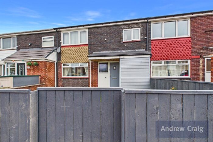 3 Bedroom Terraced House For Sale In Masefield Drive, South Shields, NE34