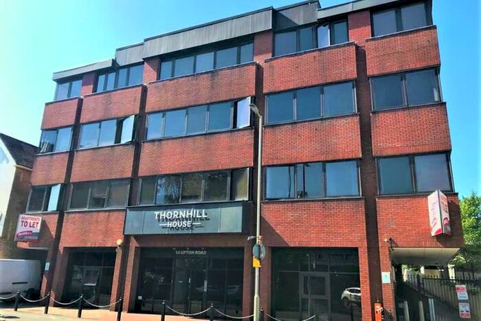 1 Bedroom Flat To Rent In Upton Road, Watford, WD18