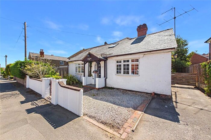 4 Bedroom Detached House For Sale In Grasmere Road, Lightwater, Surrey, GU18