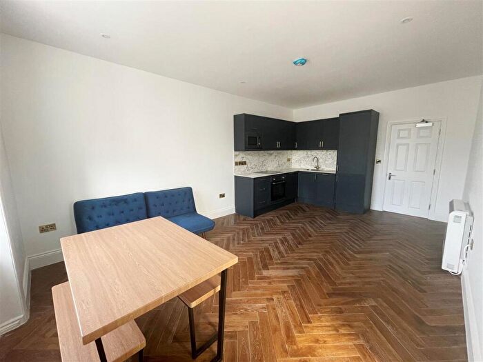 1 Bedroom Apartment To Rent In , Clarence Yard, Brighton, BN1