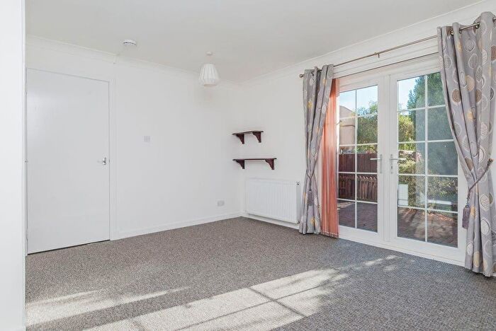 2 Bedroom Flat To Rent In L South Gyle Wynd, Edinburgh, EH12