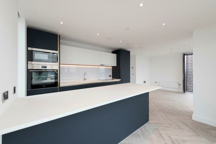 2 Bedroom Apartment To Rent In Bankside Boulevard, Cortland At Colliers Yard, Salford, M3