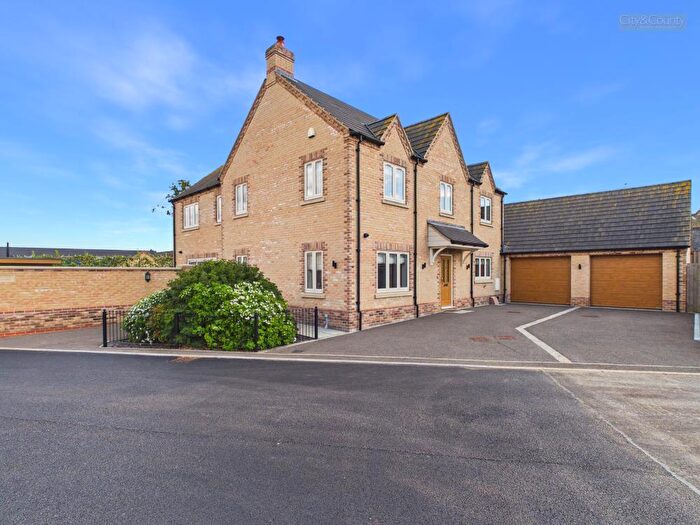 4 Bedroom Detached House For Sale In Crown Close, Thorney, Peterborough, PE6
