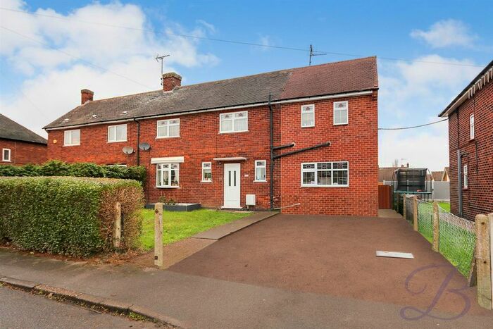 4 Bedroom Semi-Detached House To Rent In Lansbury Road, Edwinstowe, Mansfield NG21