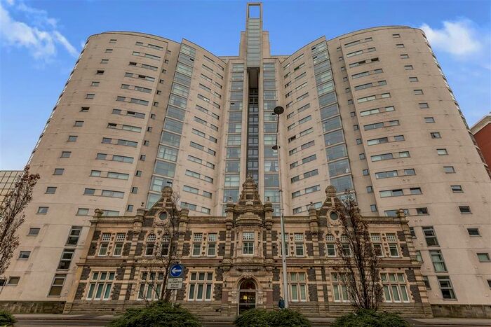 2 Bedroom Flat To Rent In Bute Terrace, Cardiff, CF10