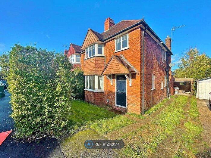4 Bedroom Semi-Detached House To Rent In Ashenden Road, Guildford, GU2