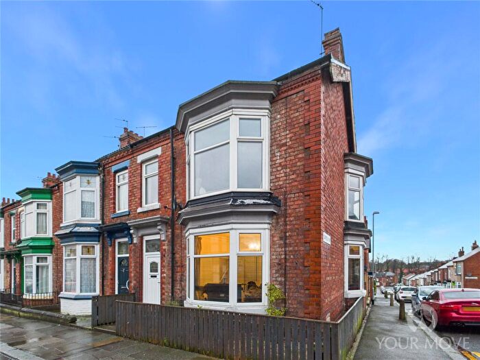 4 Bedroom End Of Terrace House For Sale In Clifton Road, Darlington, Durham, DL1