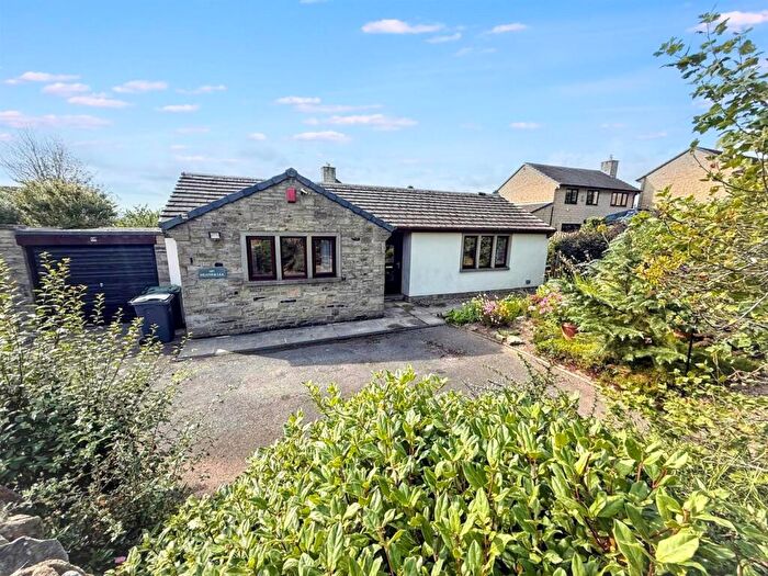 2 Bedroom Detached Bungalow For Sale In Skipton Road, Silsden, BD20