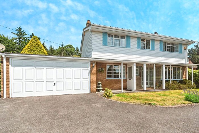 4 Bedroom Detached House For Sale In Vyne Road, Bramley, Tadley, Hampshire, RG26