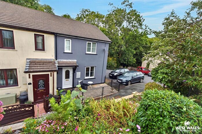 3 Bedroom End Of Terrace House For Sale In School Gardens, Pennar, Pembroke Dock, SA72