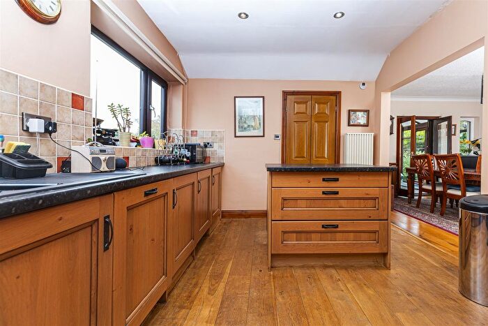 3 Bedroom Detached Bungalow For Sale In Raikes Lane, East Bierley, Bradford, BD4