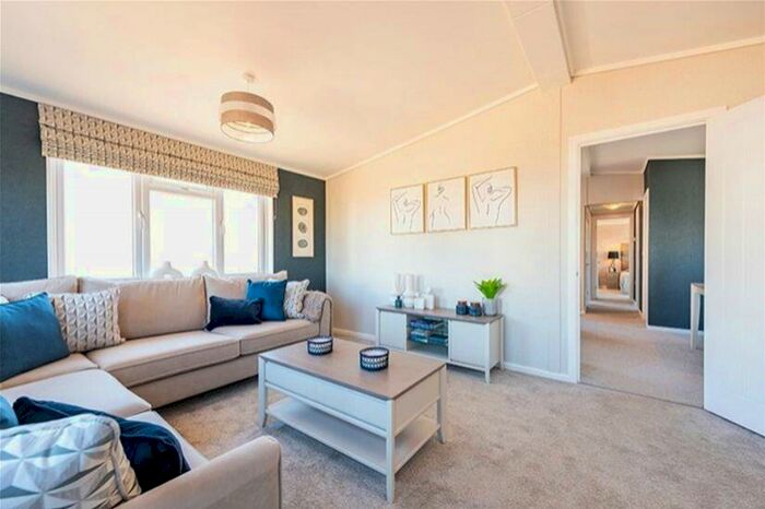 2 Bedroom Park Home For Sale In , Mulberry Court, Picket Piece, Andover, Hampshire, SP11