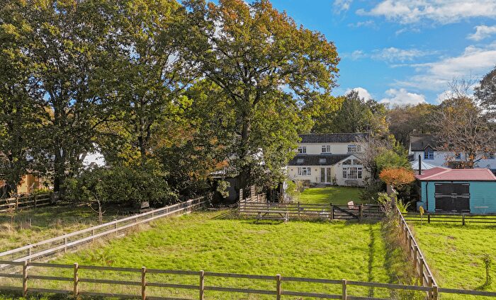 4 Bedroom Detached House For Sale In Dewlands Road, Verwood, BH31