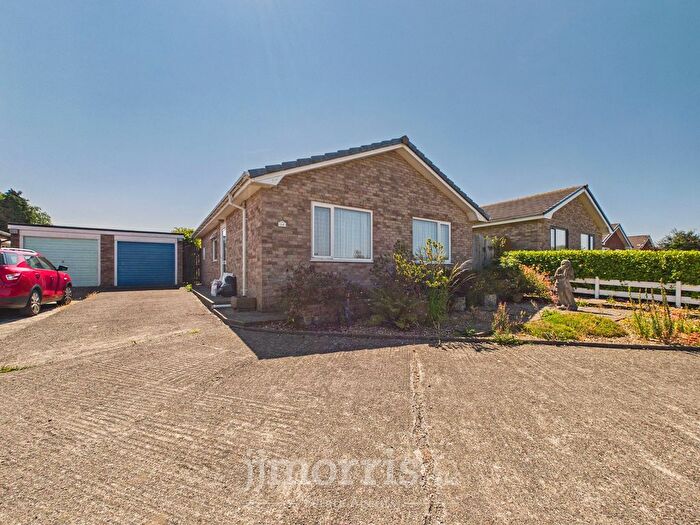 2 Bedroom Detached Bungalow For Sale In Dolwerdd Estate, Penparc, SA43