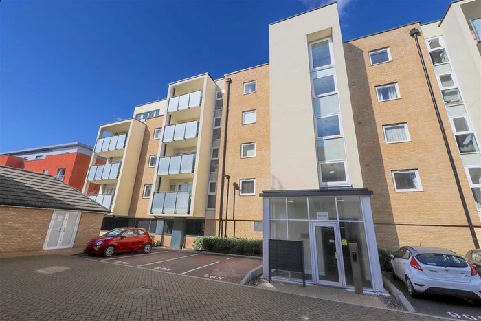 2 Bedroom Flat For Sale In Walsham Court, Ickenham, UB10