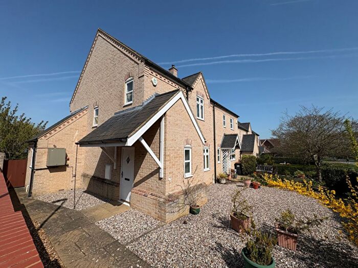 3 Bedroom Semi Detached House For Sale In Roxton, MK44