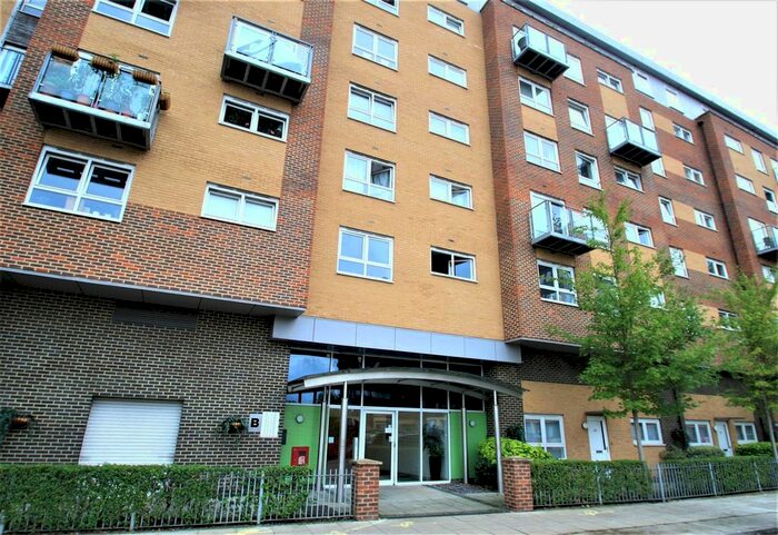 1 Bedroom Flat To Rent In Cherrydown East, Basildon, SS16