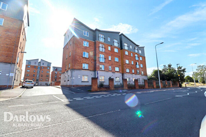 2 Bedroom Flat For Sale In Moorhead Close, Cardiff, CF24