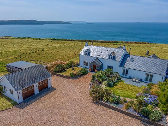 4 Bedroom Detached House For Sale In Broad Haven, Haverfordwest, SA62